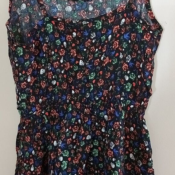 H&M skull & Rose Rayon dress sz. 4 - Picture 5 of 7